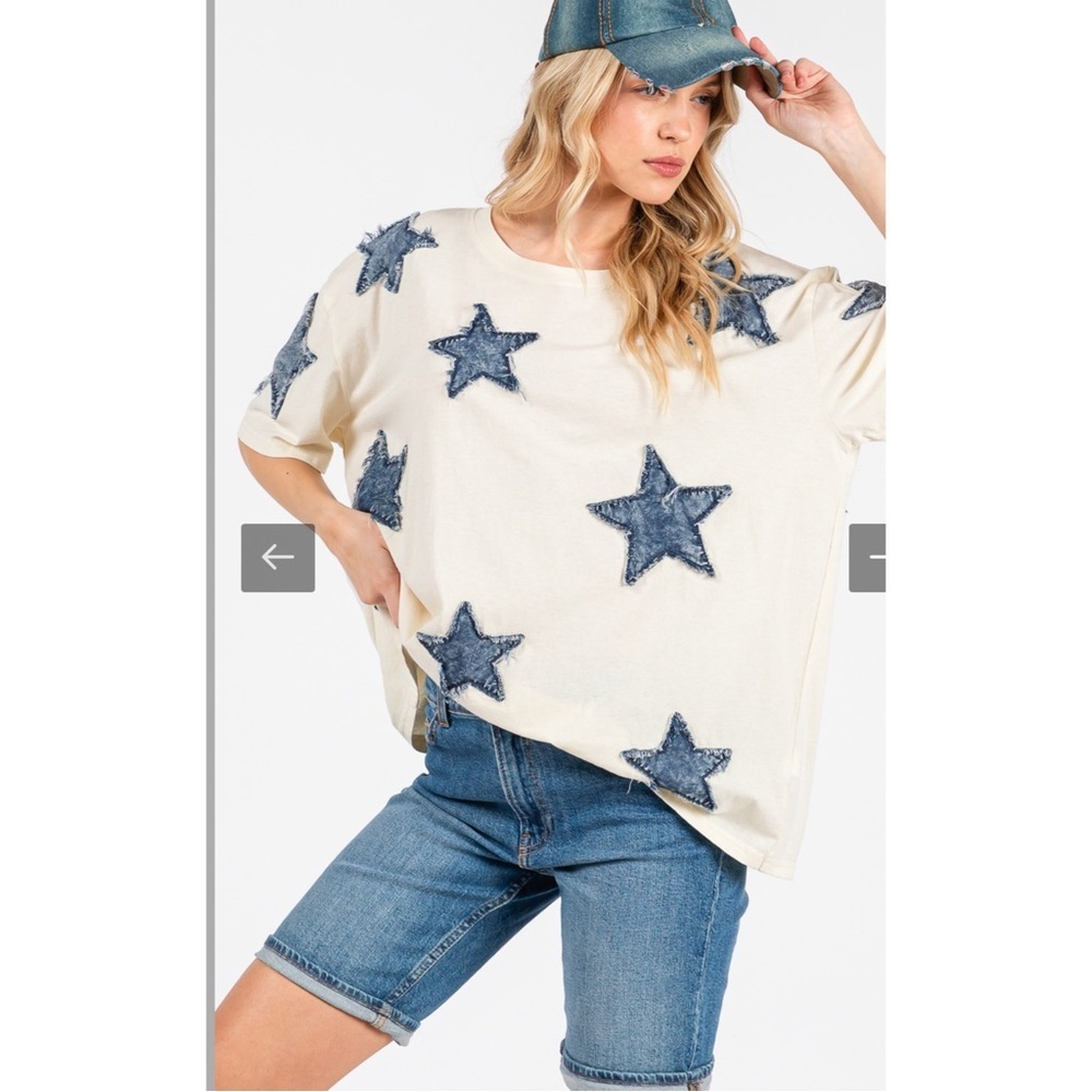 # 240 Sage & Fig Distressed Star-Patterned Cream and Blue Top